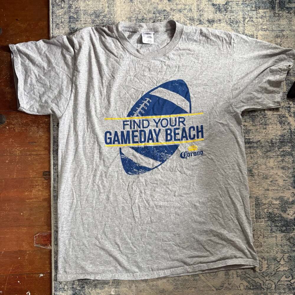Fruit of the Loom Men's Corona Find Your Gameday Beach T-Shirt Large Short Sleev